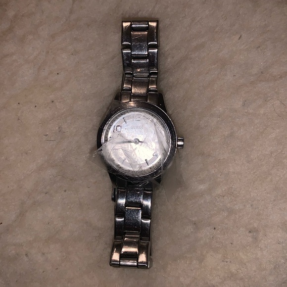 Guess Water Pro Watch Stainless Steel Water Resistant Silver